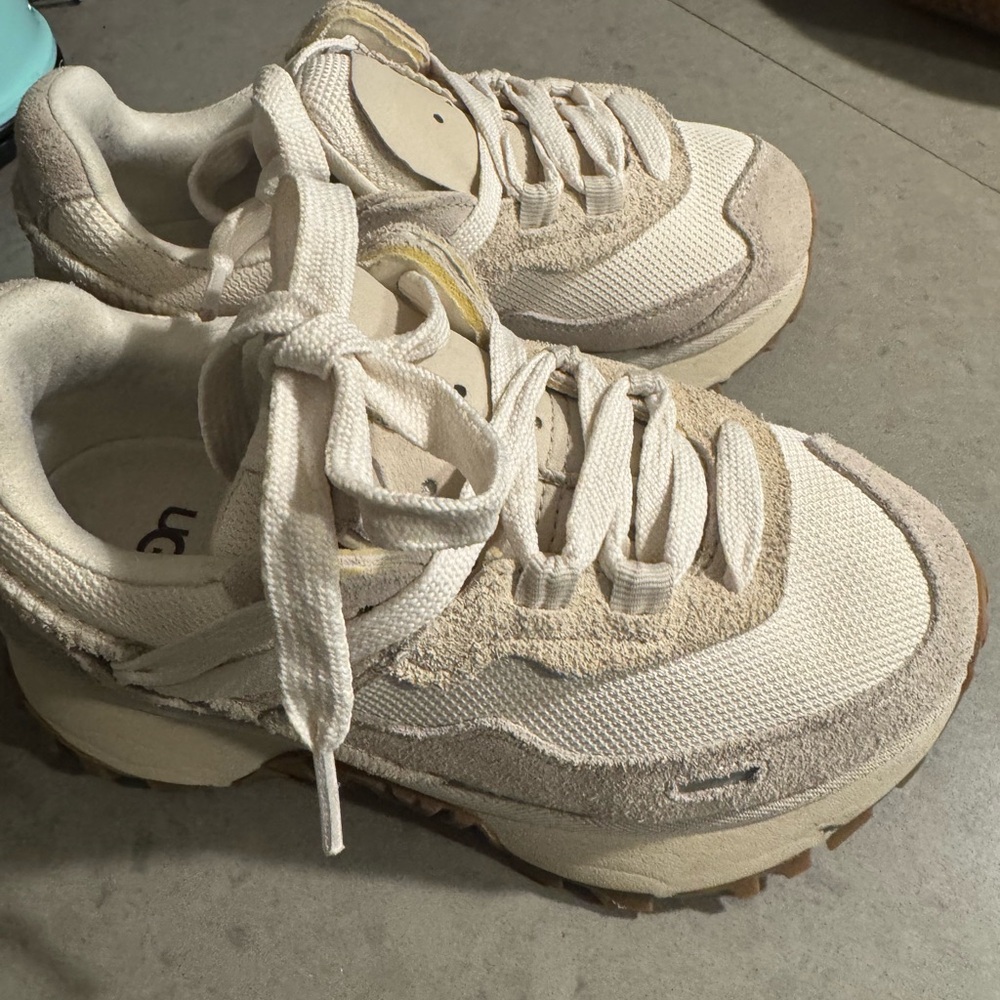 uggsSneakers - Picture 6 of 12